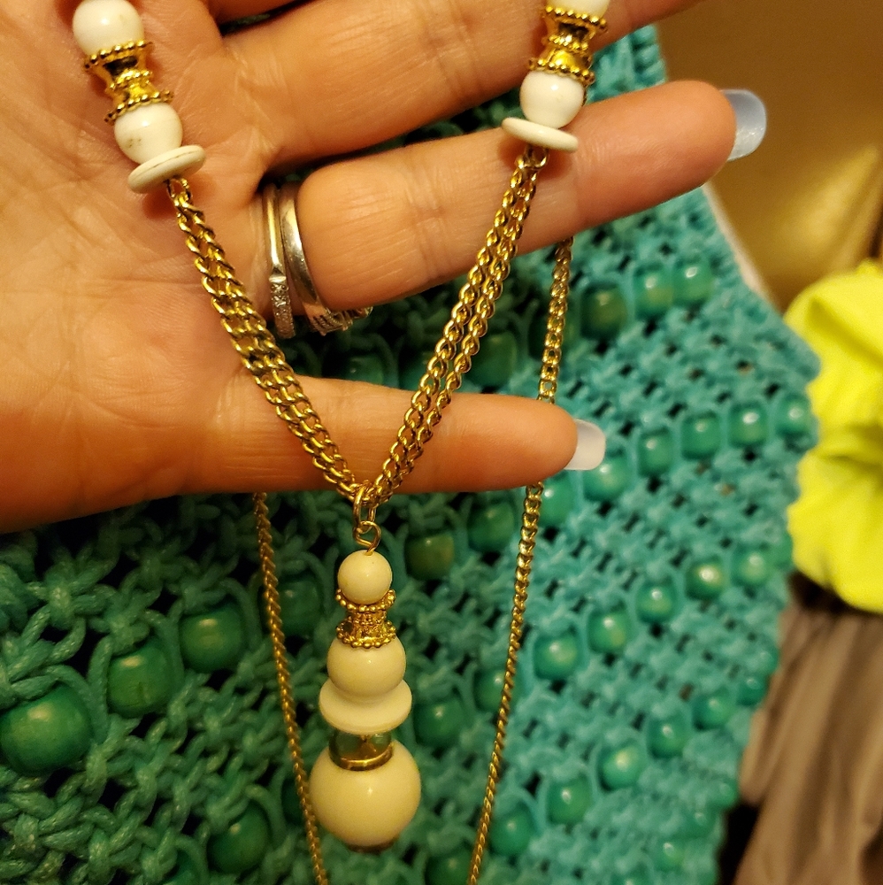 Long necklace